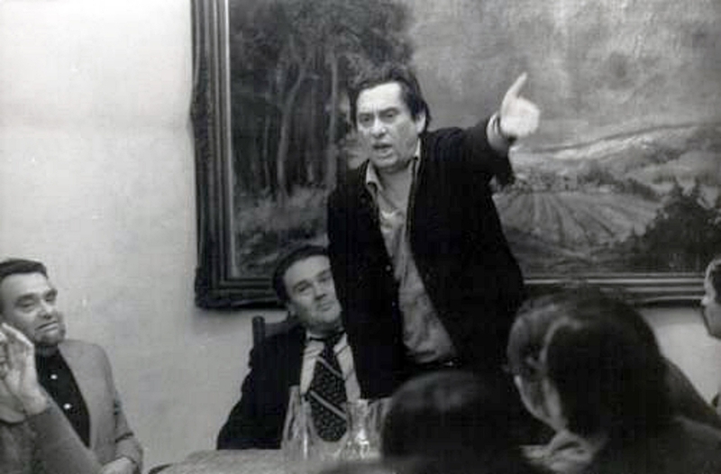 Balról jobbra: Gyurkovics Tibor, Csurka István és Páskándi Géza a Drámaírók Körében, 1984-ben
